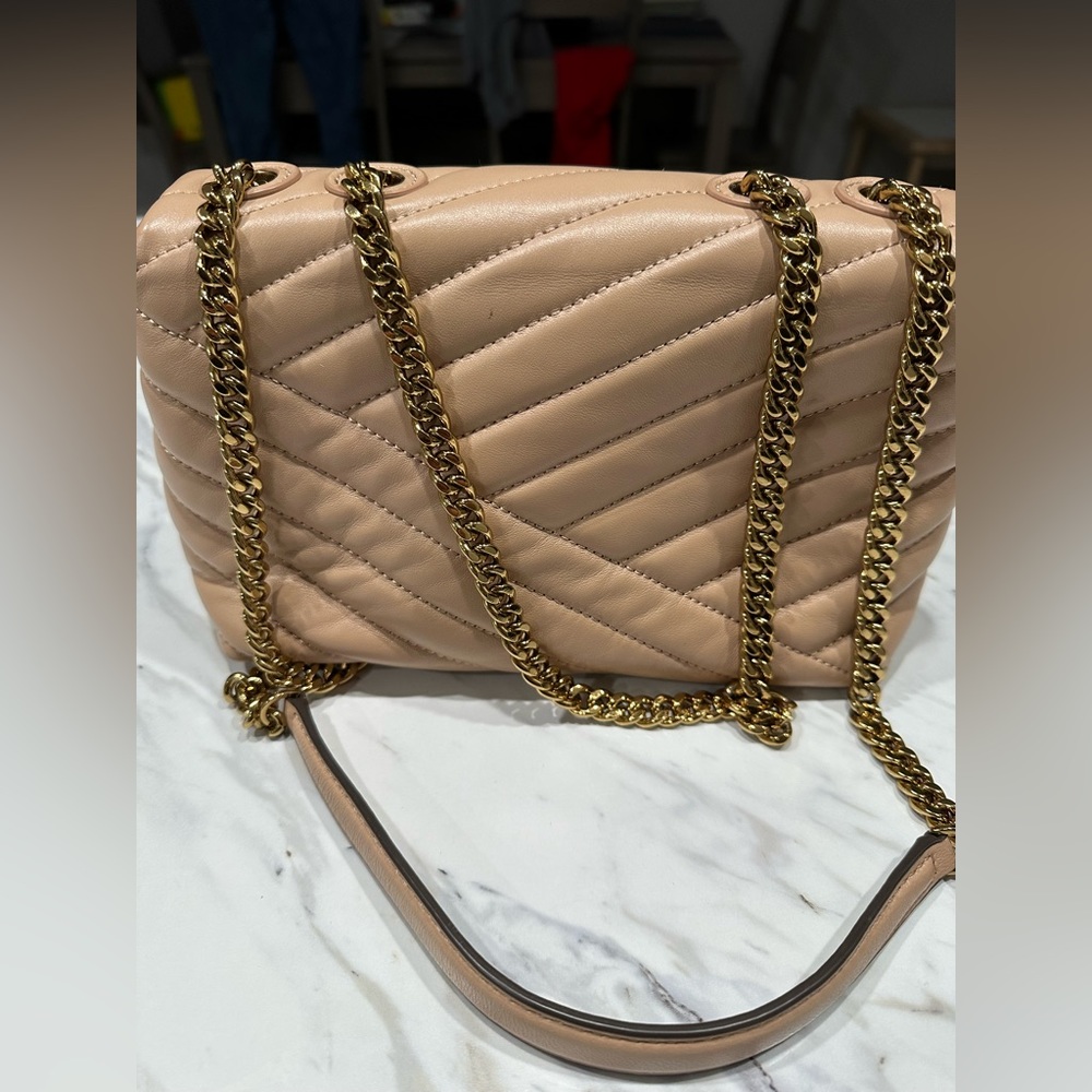 Tory Burch Quilted Tan Shoulder Bag - Picture 4 of 15